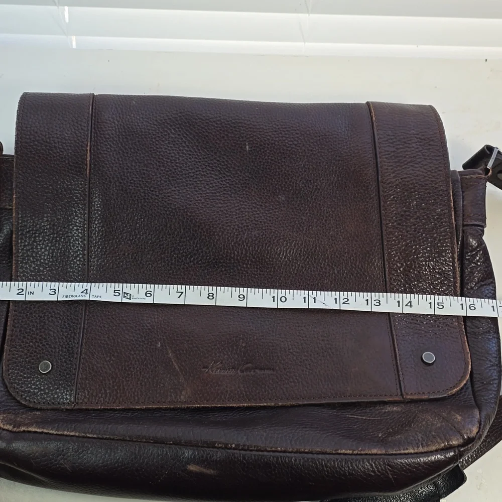 Kenneth Cole Brown Leather Messenger Bag